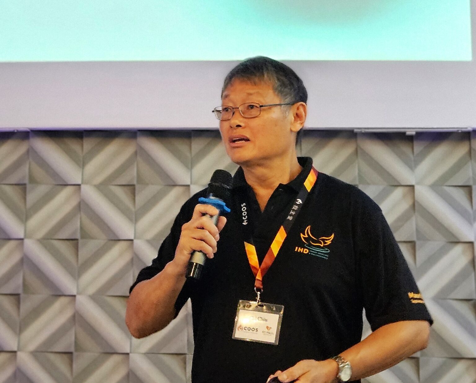 Why New Life Coach Dr? Dr Tan Chi Chiu is exprienced in life coaching and medical coaching.